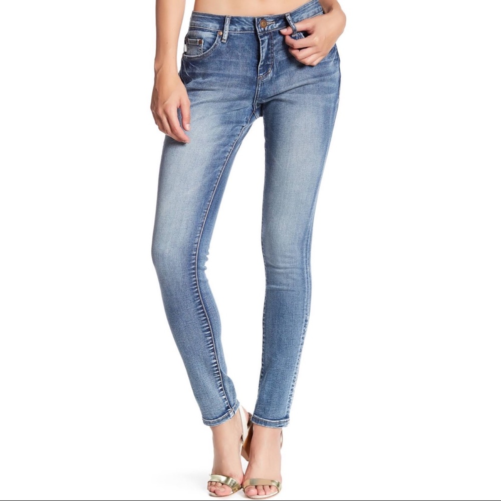 JAG Mid Rise Skinny Jeans size 4